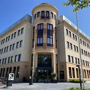 *** Hotel Ozo Antares Airport Holandia