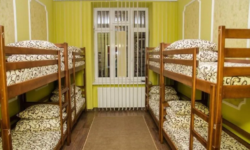 Подобова Оренда Ліжок Та Кімнат В Квартирі Lviv Bed & Breakfast