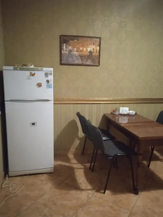 Подобова Оренда Ліжок Та Кімнат В Квартирі