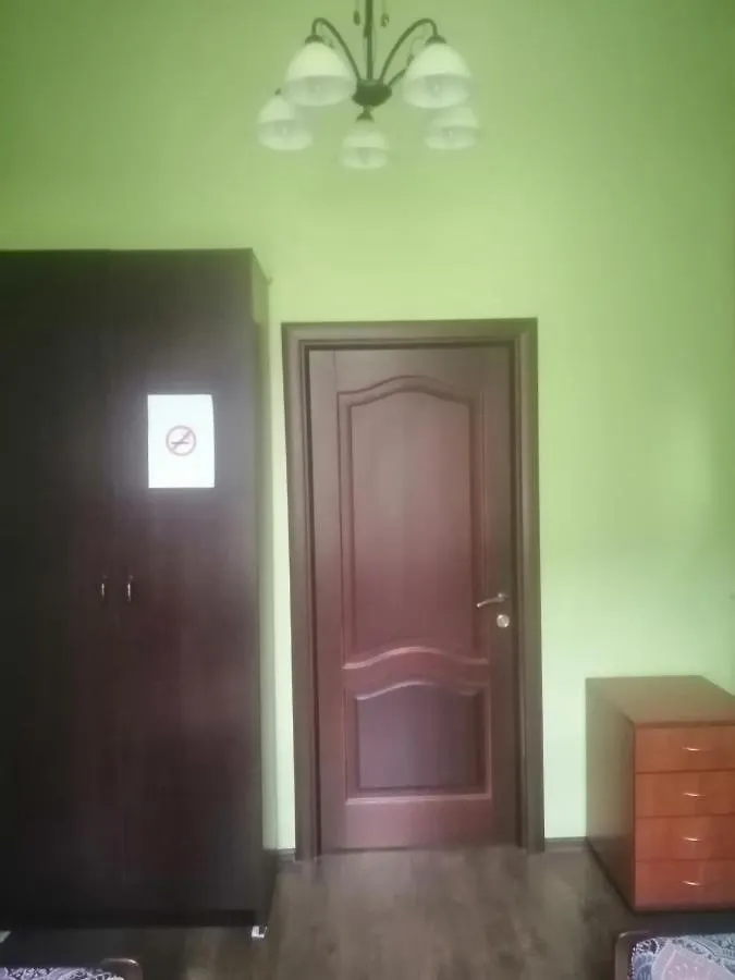 Подобова Оренда Ліжок Та Кімнат В Квартирі 0*, Lviv
