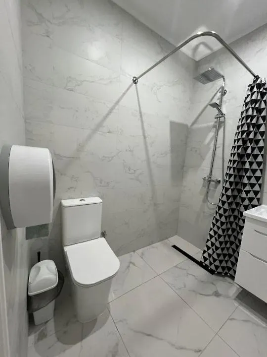 Подобова Оренда Ліжок Та Кімнат В Квартирі Bed & Breakfast Lviv